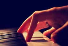 切沃客场不敌对手，保级形势严峻