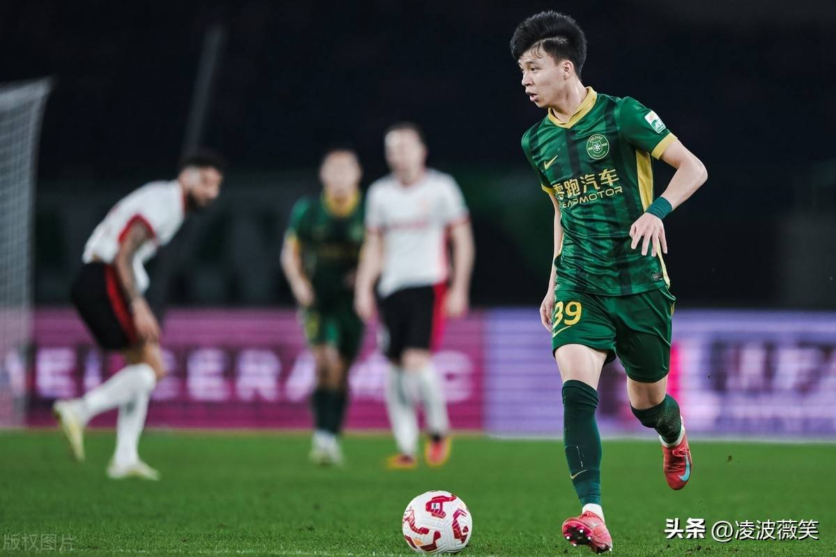 北京国安备战重要比赛，全队士气高昂的简单介绍