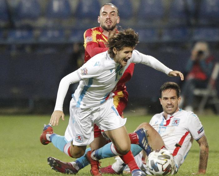 卢森堡球员在欧洲联赛中大放异彩，赢得尊重