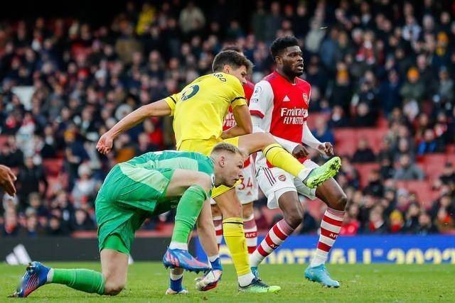 阿森纳主场告捷水晶宫，扳回失利的简单介绍