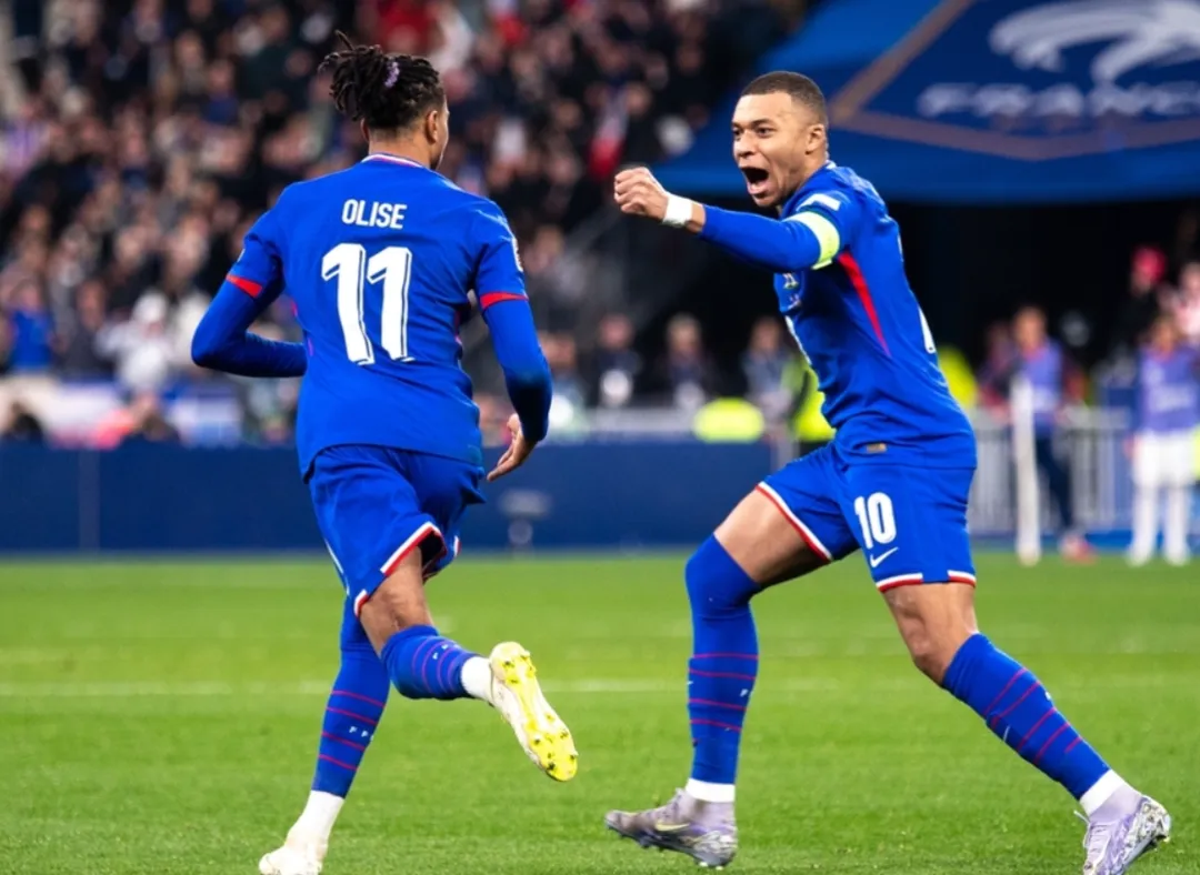 包含紧急转播！欧国联比赛临时揭秘最新赛况！的词条