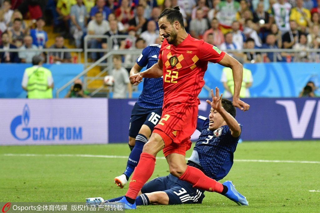 球队换上替补球员，战术调整有效果