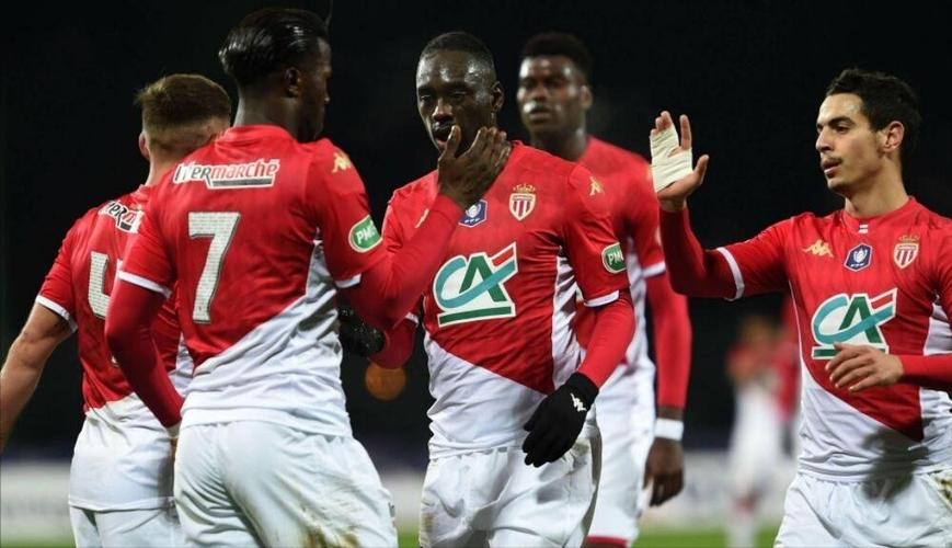 关于里昂球队连战连胜，法甲卫冕冠军再次崛起的信息