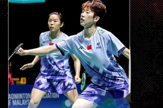 英国选手在羽毛球比赛中晋级四强