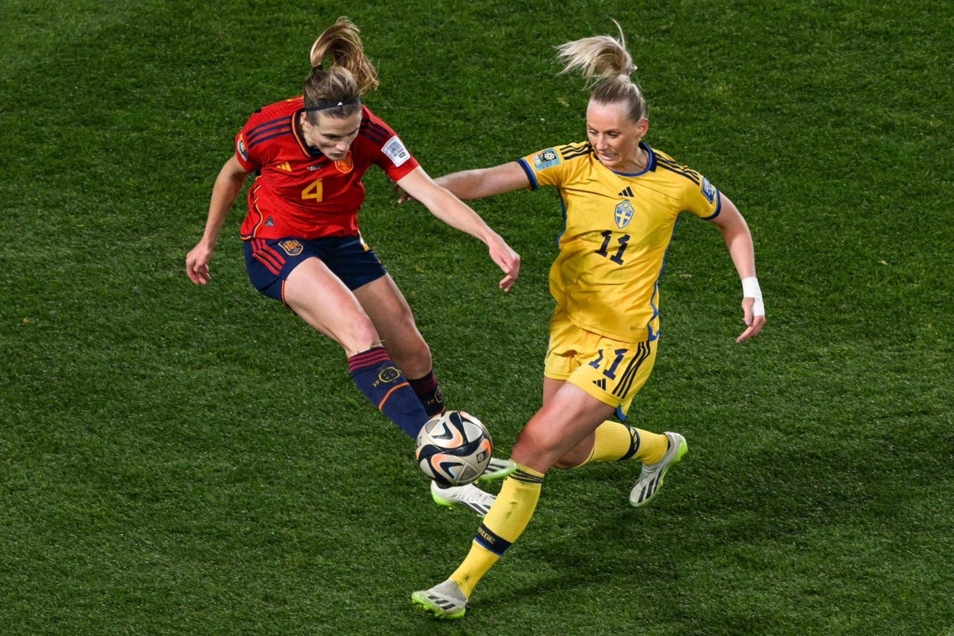 瑞典女足以比战胜英格兰，挺进半决赛