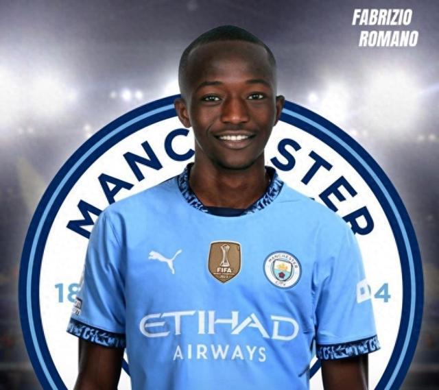 关于巴黎圣日耳曼俱乐部宣布签下世界级前锋，球迷期待他的加盟表现的信息