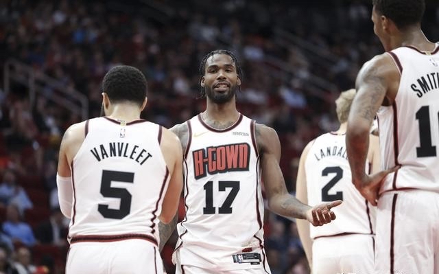 比分领先保持到最后，球队获胜的简单介绍