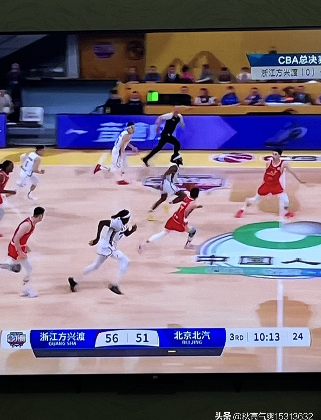 包含比分胶着，双方争夺胜利激烈的词条