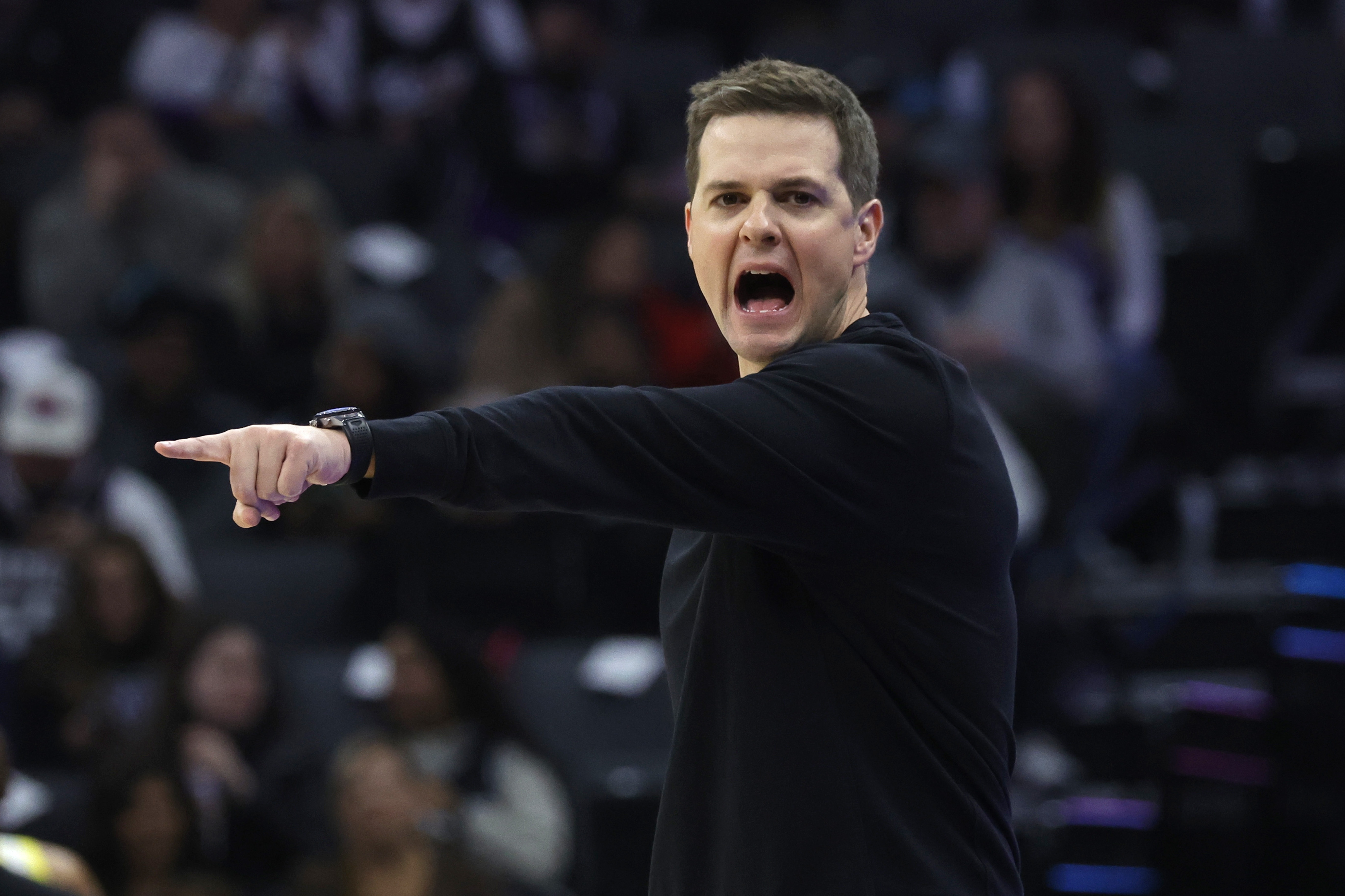 爵士客场惨败，开拓者主场轻松获胜