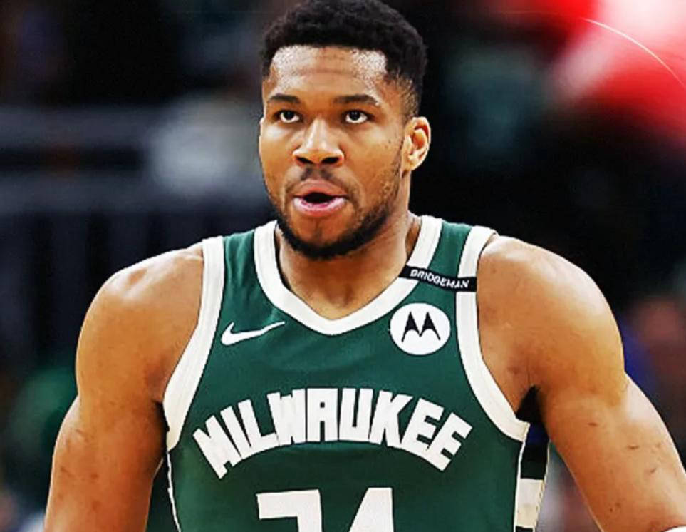 关于雄鹿遭逆转失利，字母哥表现不如人预期的信息