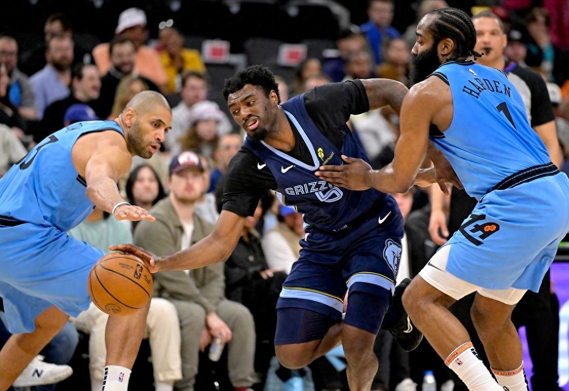 包含快船再胜篮网豪取五连胜的词条