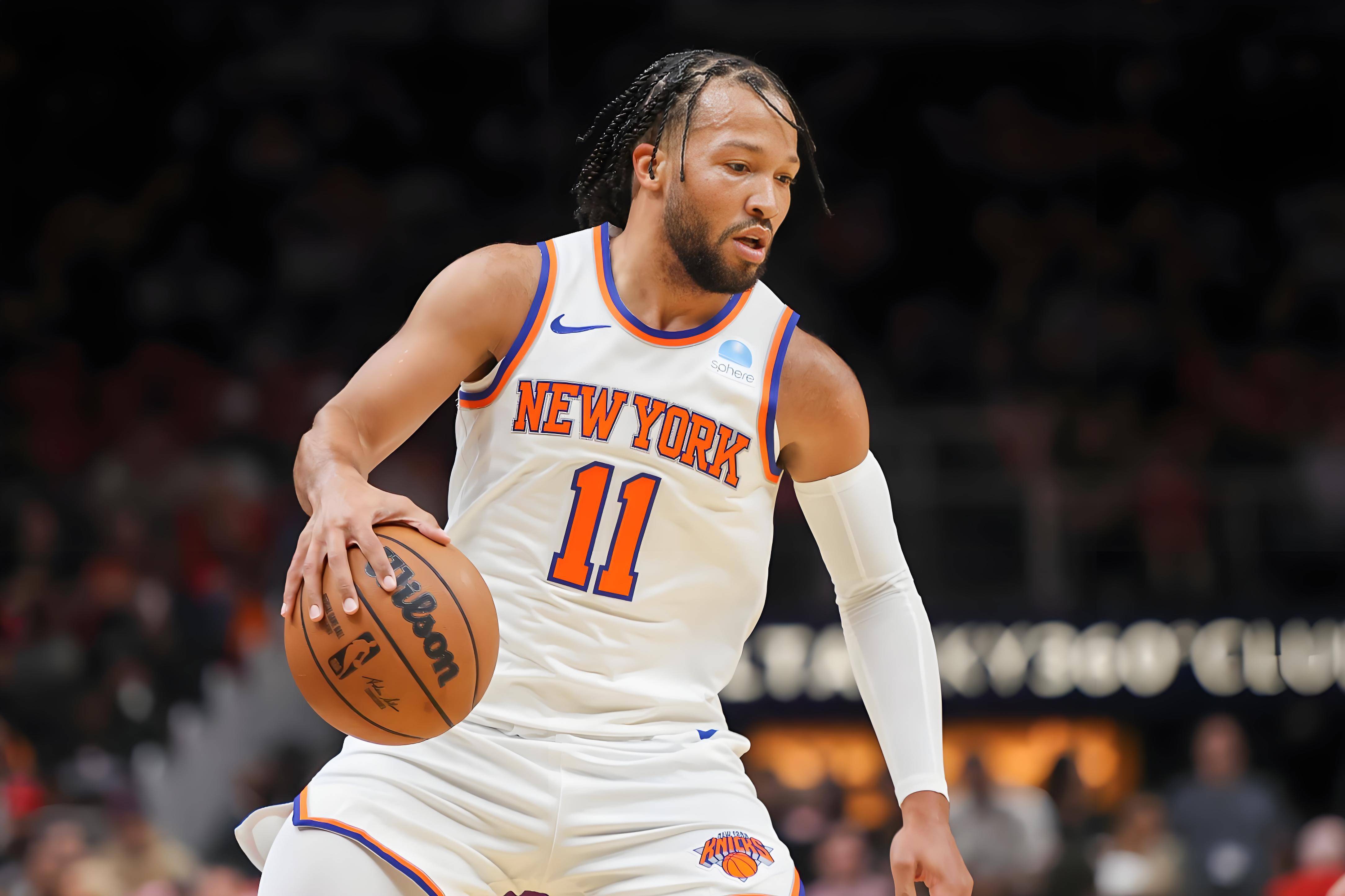 黄蜂客场击败尼克斯，洛瑞发威砍下34分的简单介绍