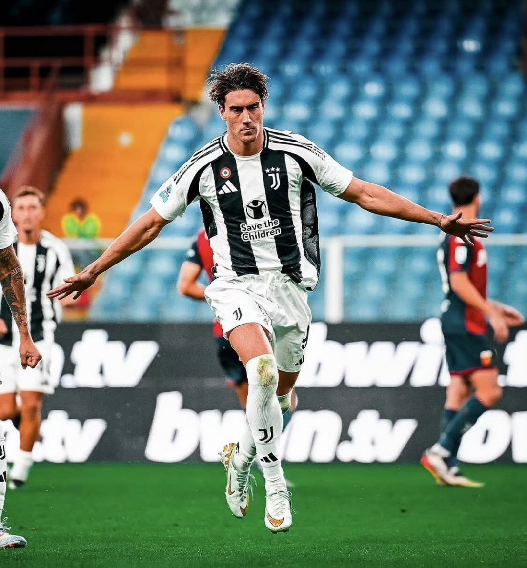 尤文图斯被淘汰，迪巴拉空门失良机